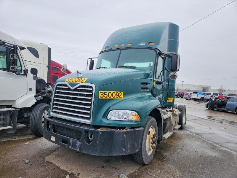 2016 Mack Cx612 Semi Truck