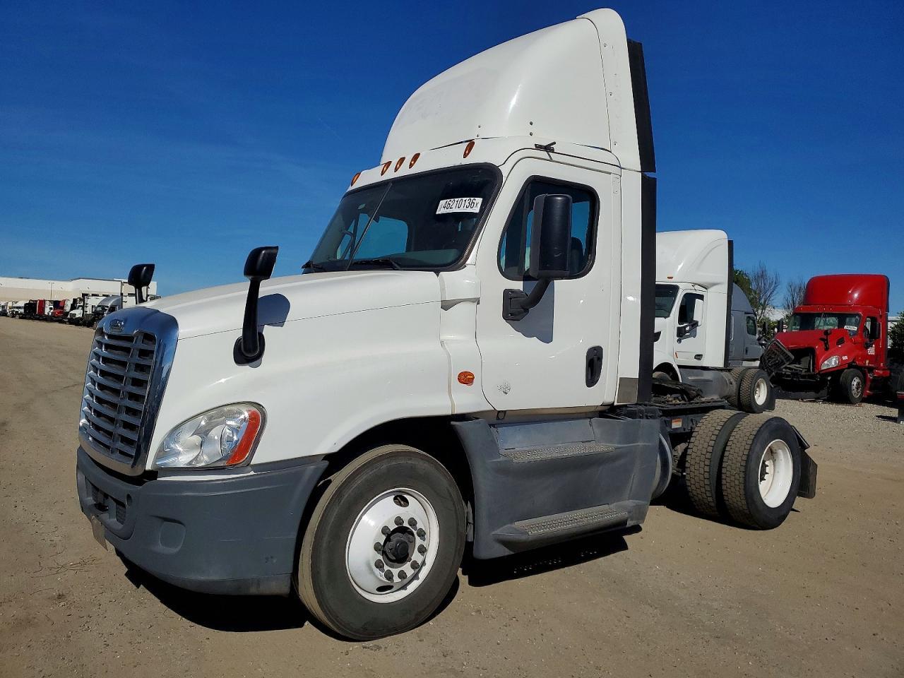 2016 Freightliner Cascadia 125 Semi Truck