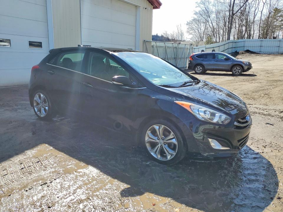 2013 Hyundai Elantra gt Base