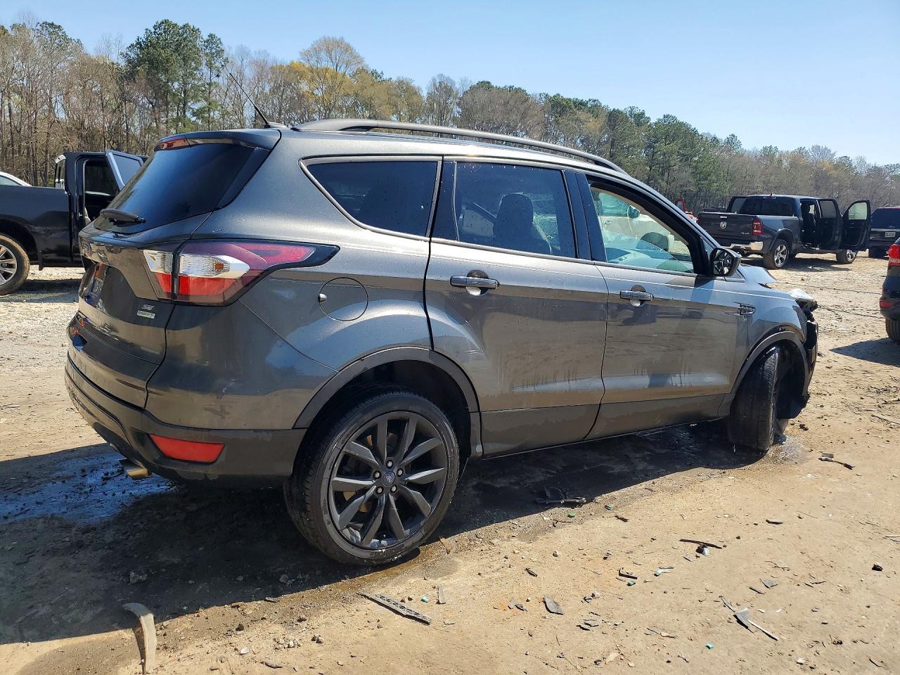 2018 Ford Escape se