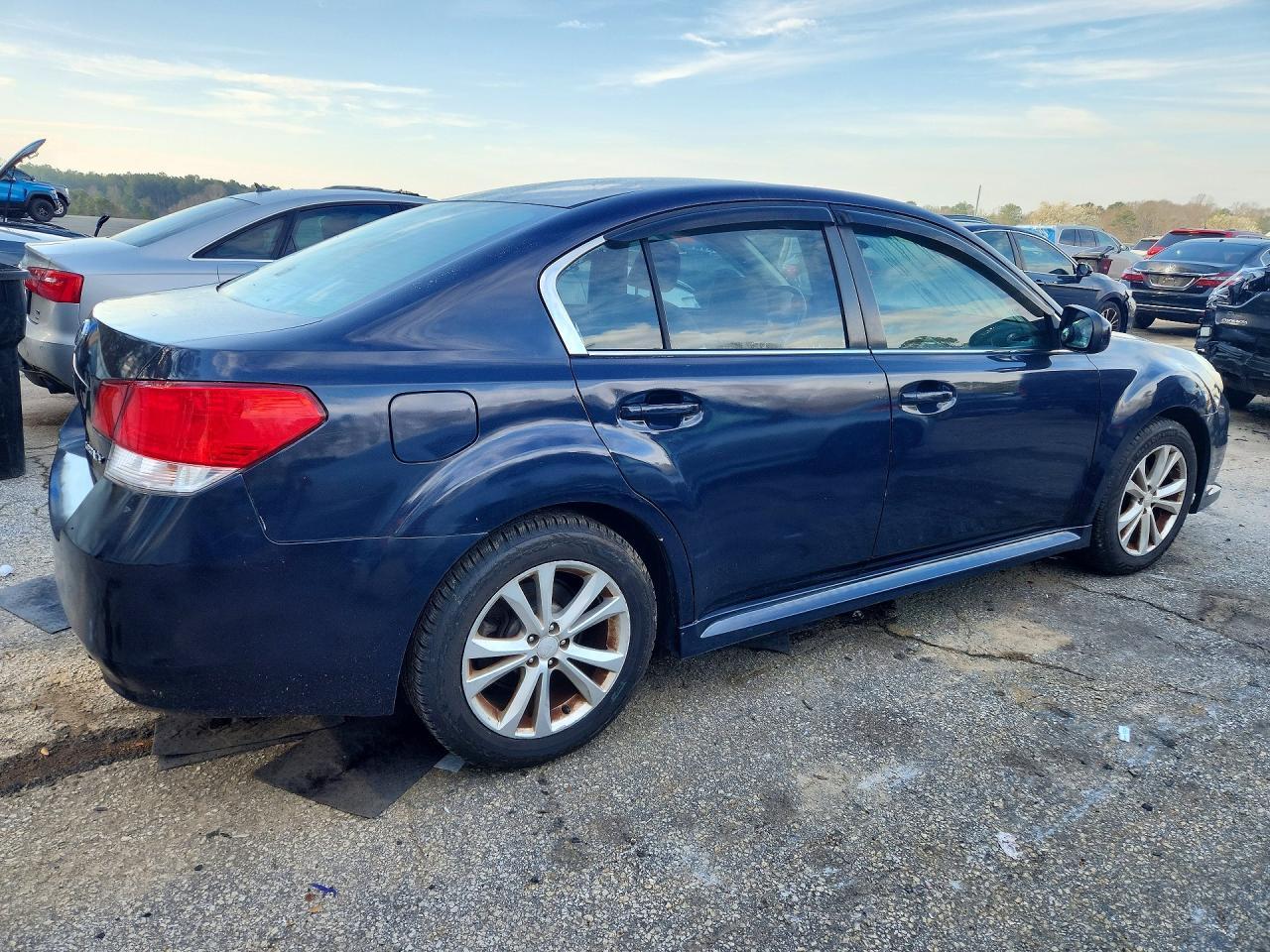 2013 Subaru Legacy 2.5i Premium