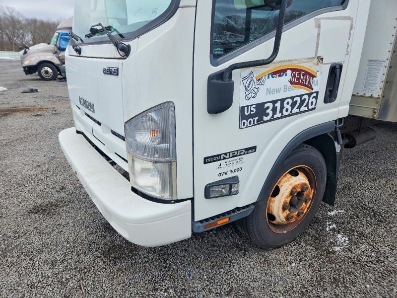 2013 Isuzu NPR HD BOX Truck