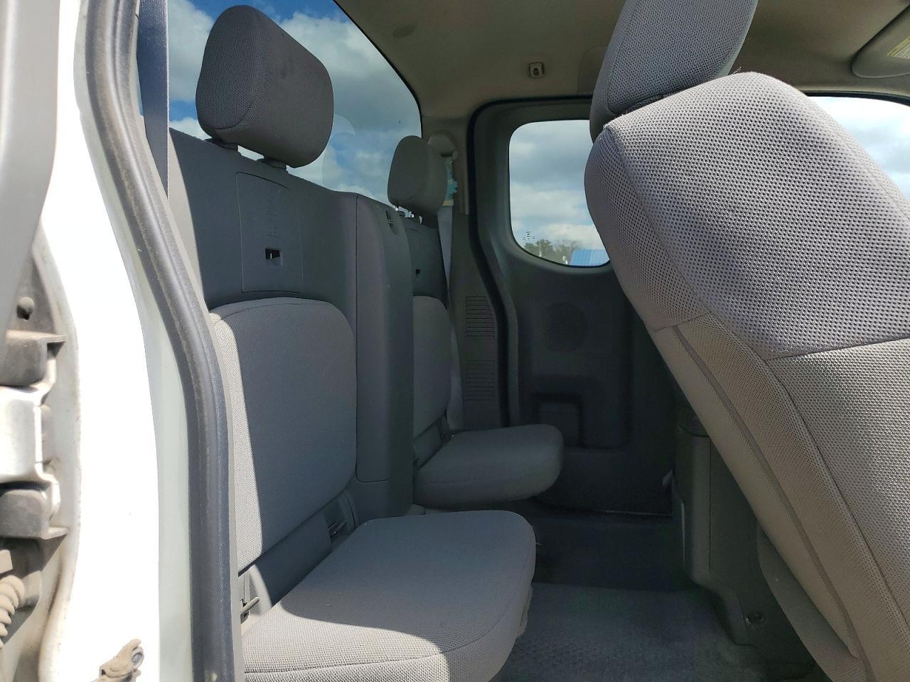 2018 Nissan Frontier S