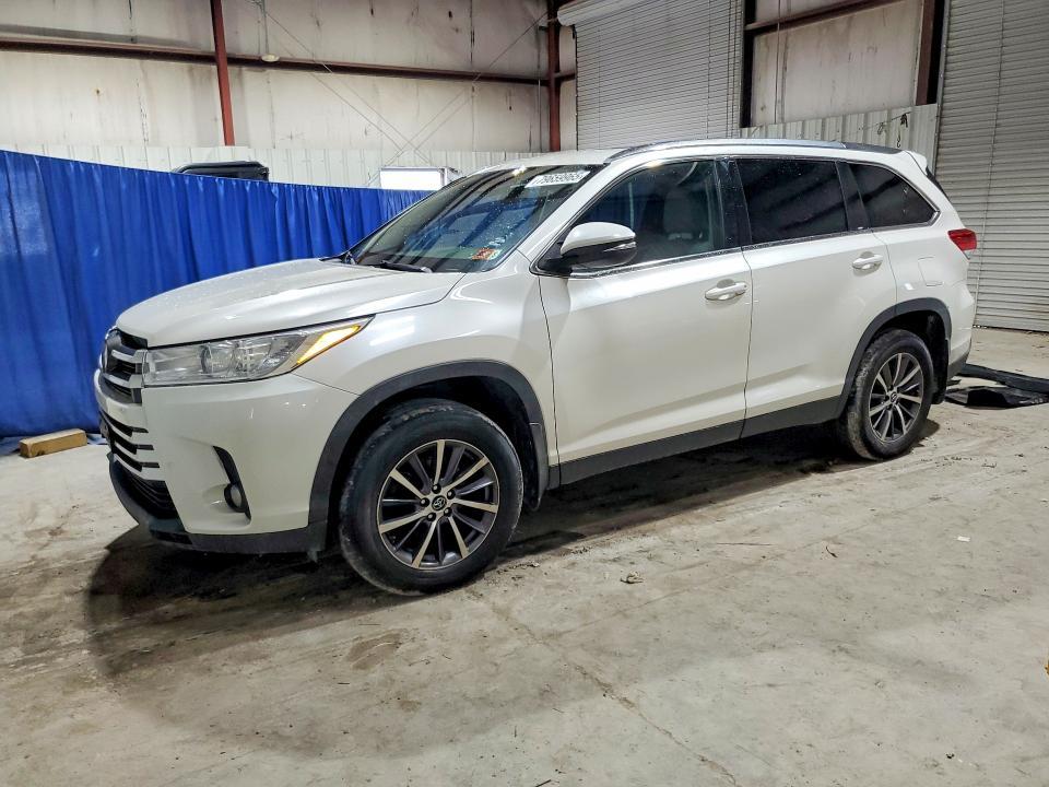 2019 Toyota Highlander xle