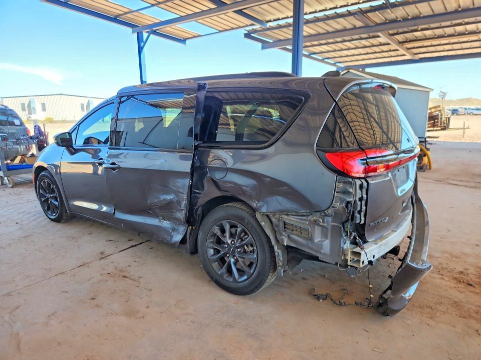 2021 Chrysler Pacifica Touring l