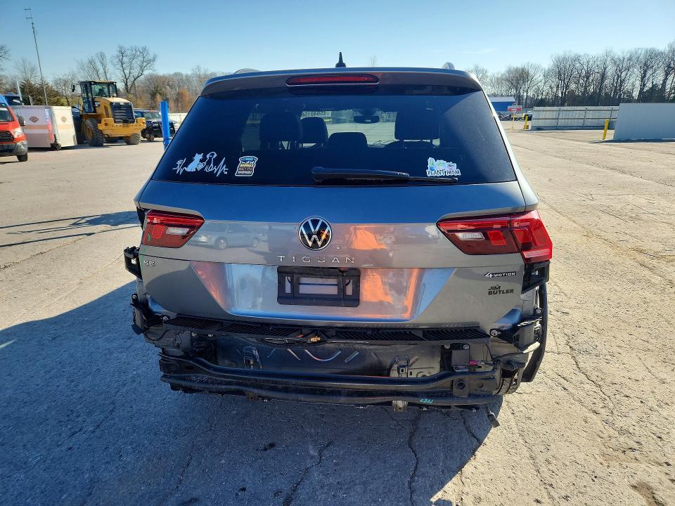 2022 Volkswagen Tiguan se R-line Black