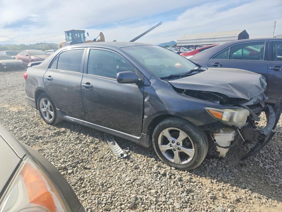 2013 Toyota Corolla s