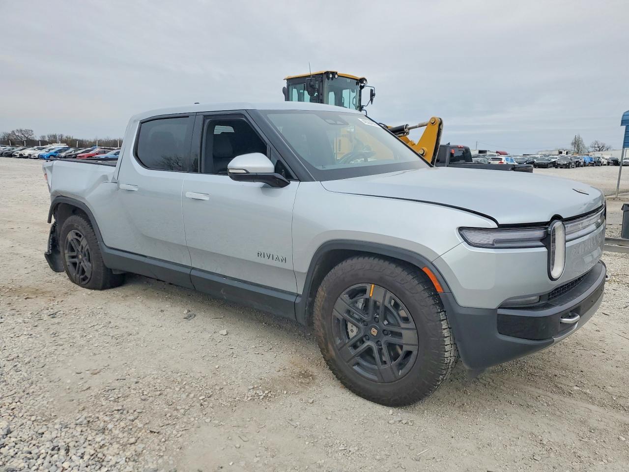 2025 Rivian R1T Adventure
