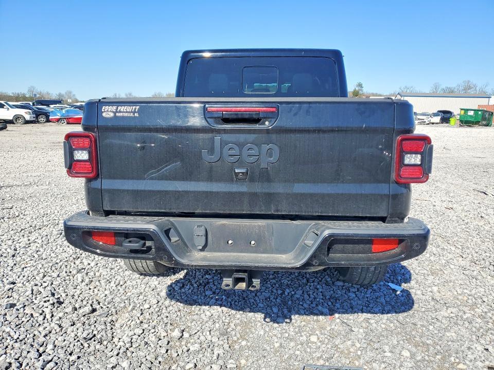 2022 Jeep Gladiator Overland