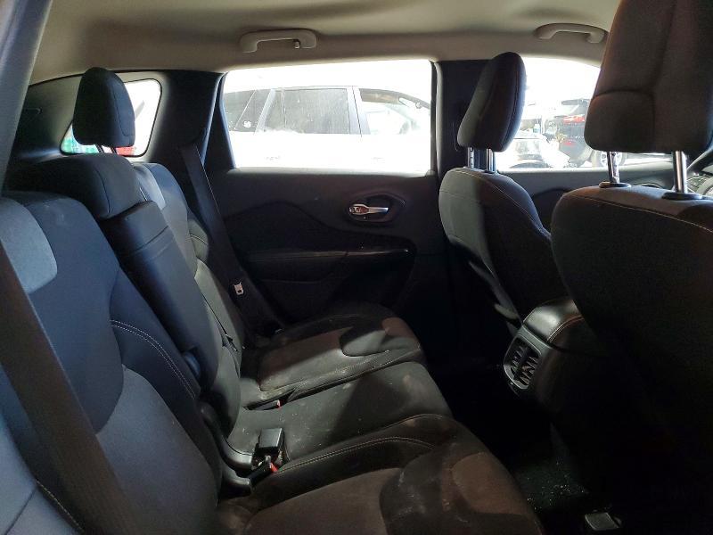 2014 Jeep Cherokee Sport