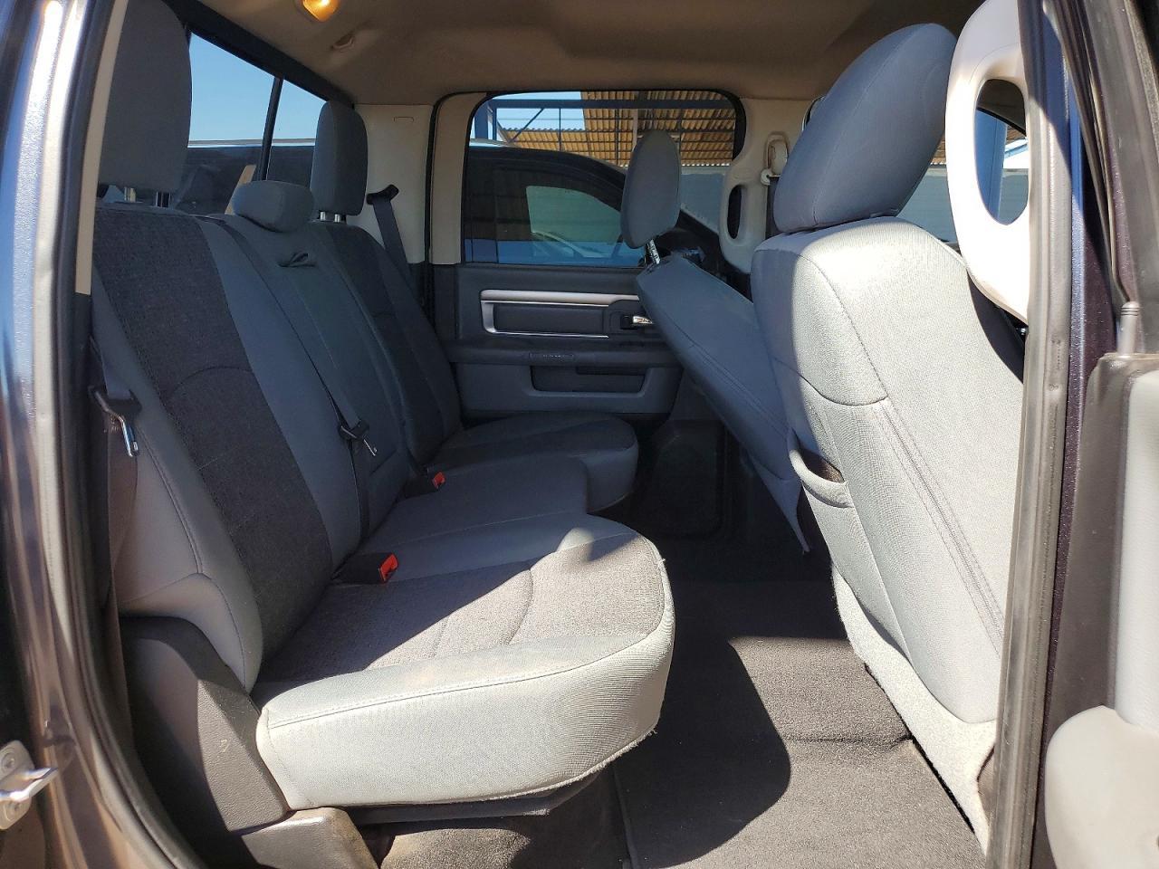 2016 Dodge RAM 1500 SLT