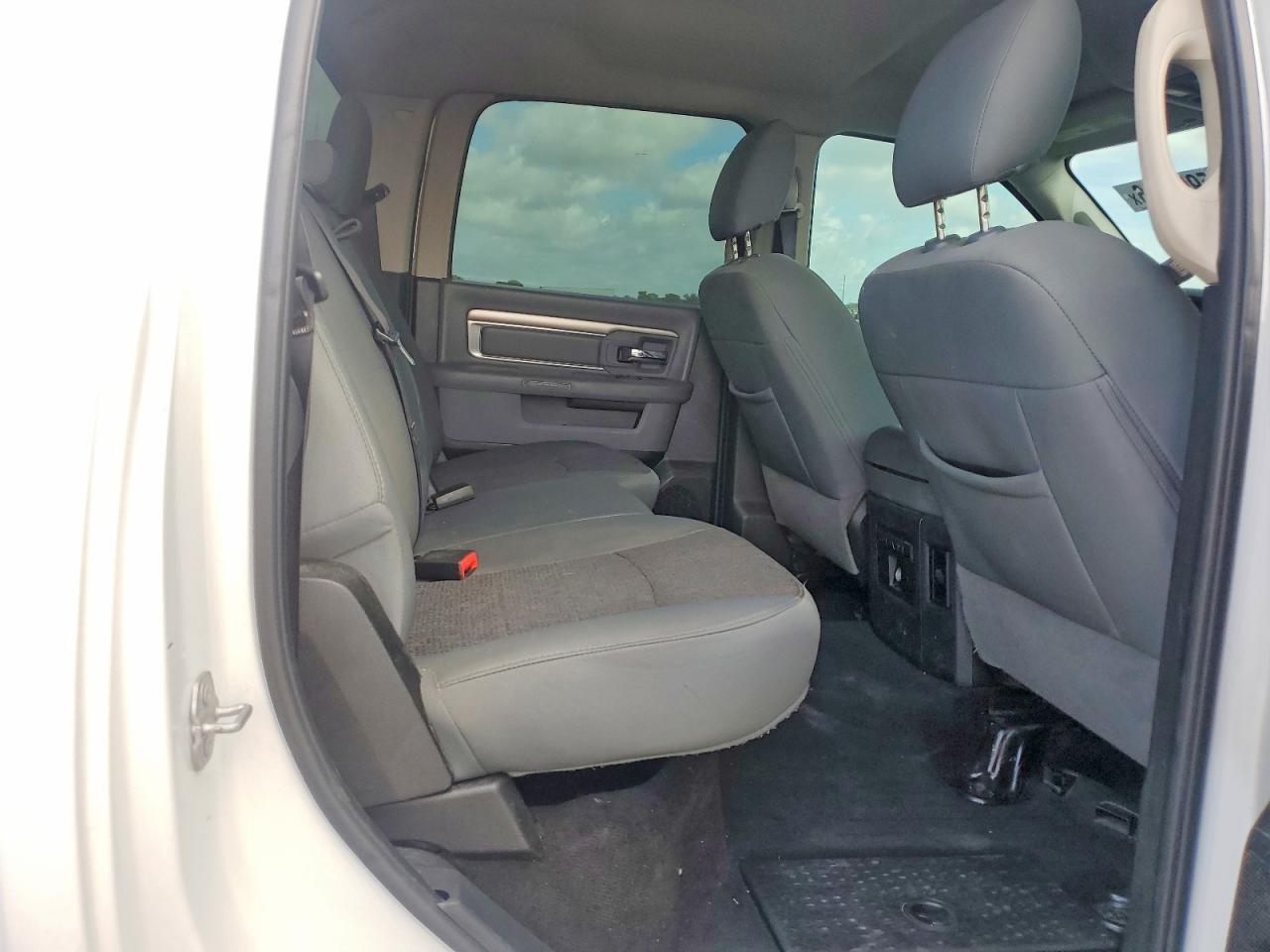 2017 Dodge RAM 1500 SLT