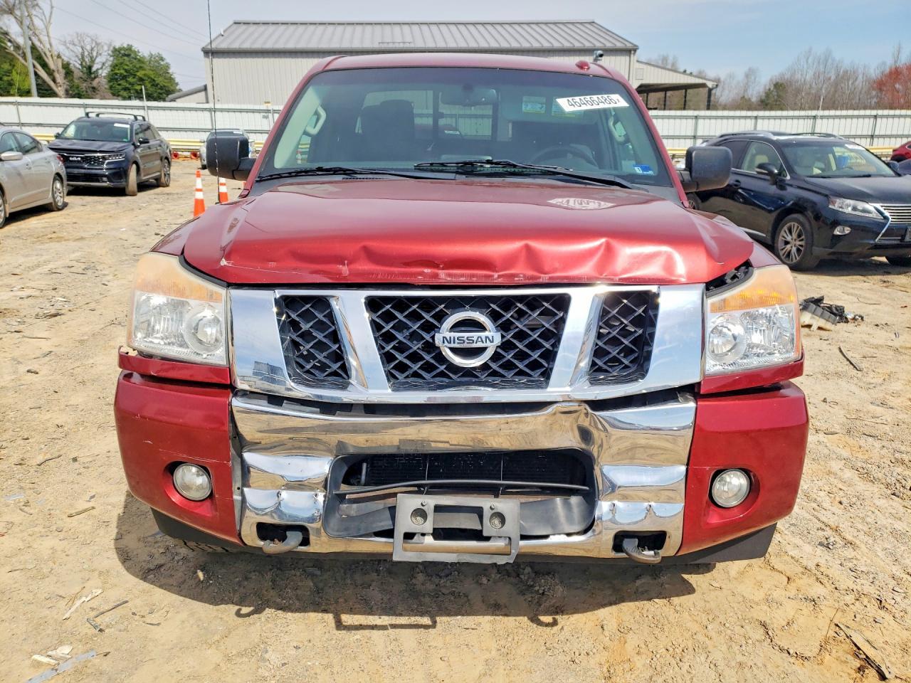 2013 Nissan Titan SV