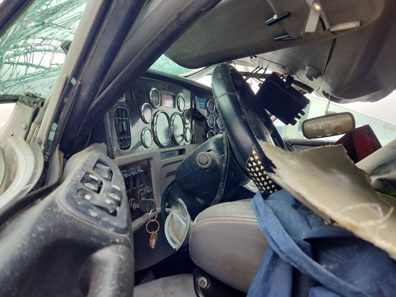 2018 Peterbilt 389 Semi Truck