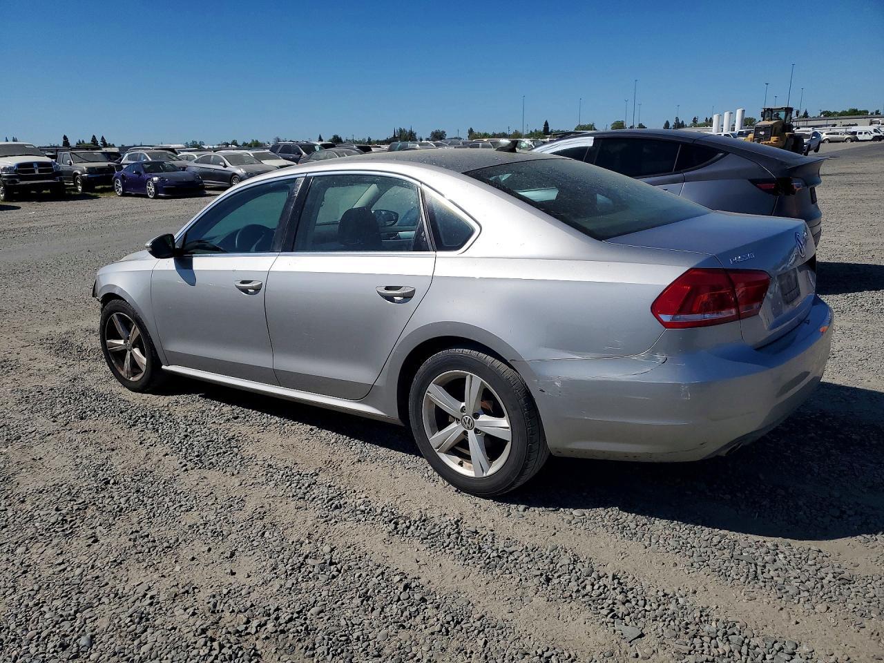 2012 Volkswagen Passat se