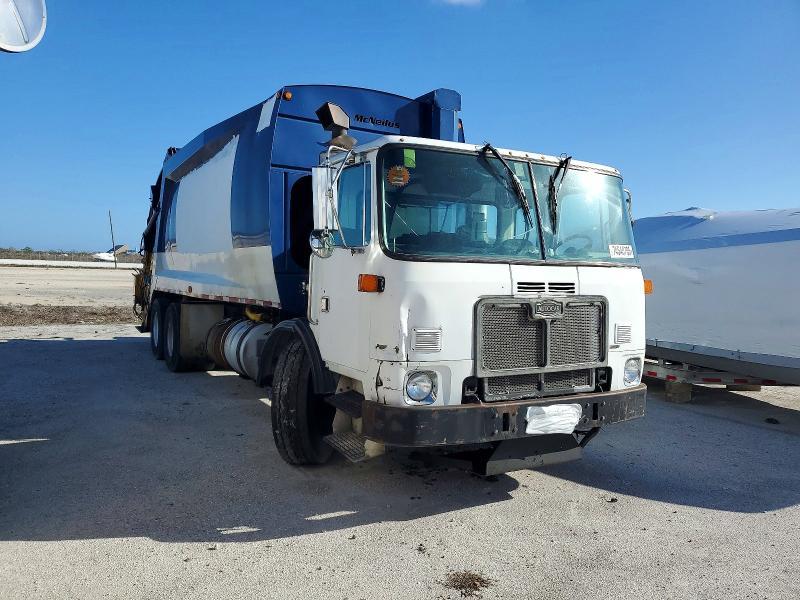 2010 Autocar Llc 2010 Autocar Xpeditor Refuse Truck