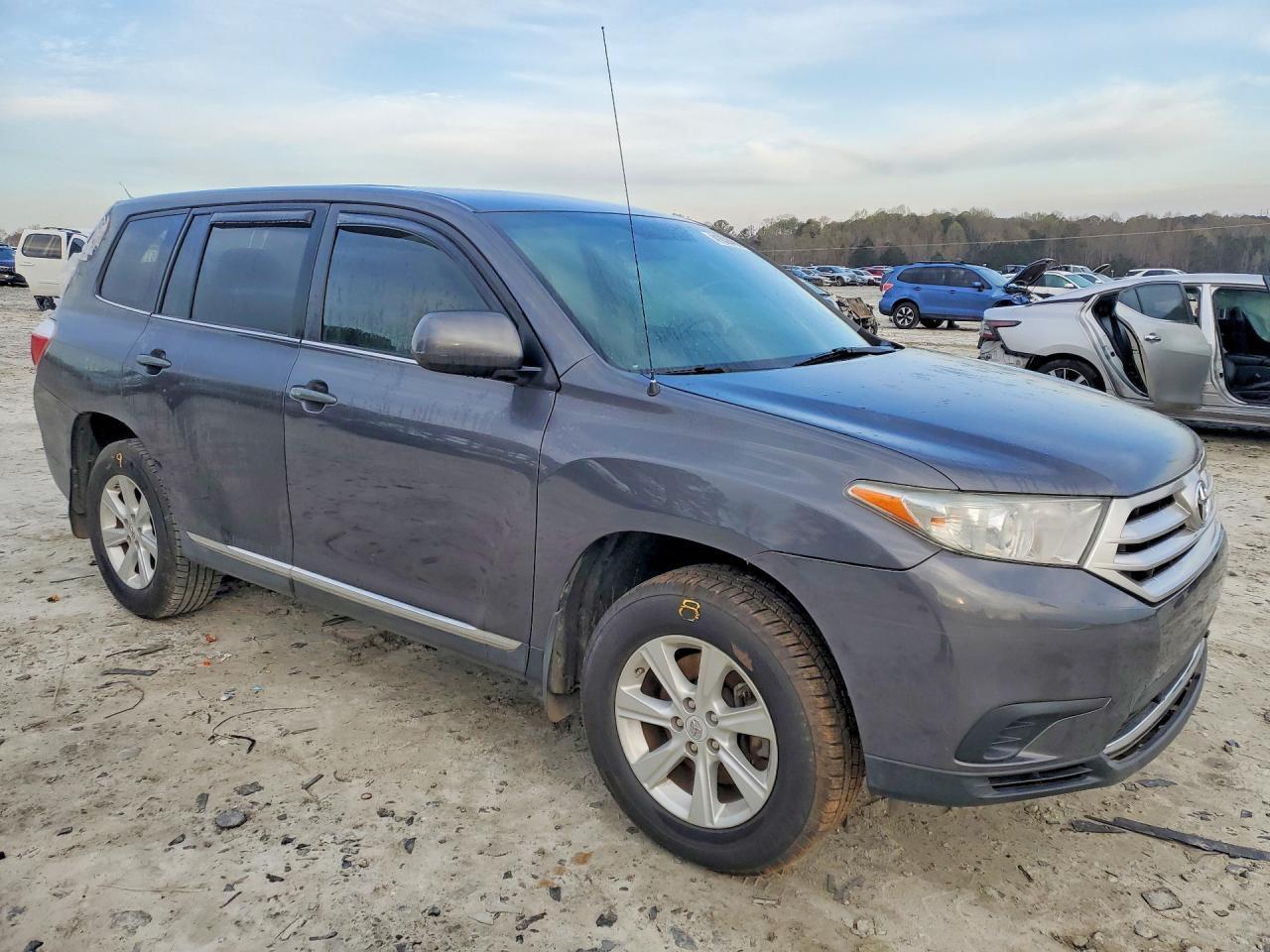 2011 Toyota Highlander Base
