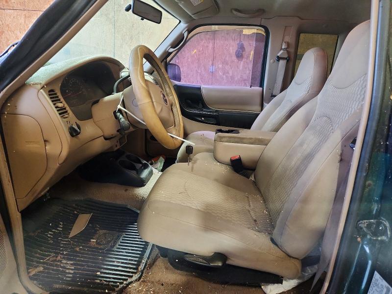 2001 Mazda B3000 cab Plus