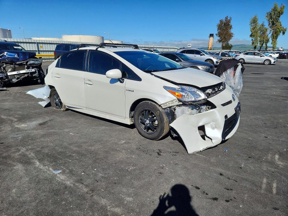 2015 Toyota Prius two