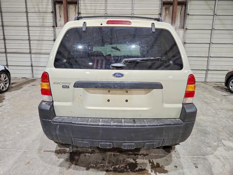 2005 Ford Escape xlt
