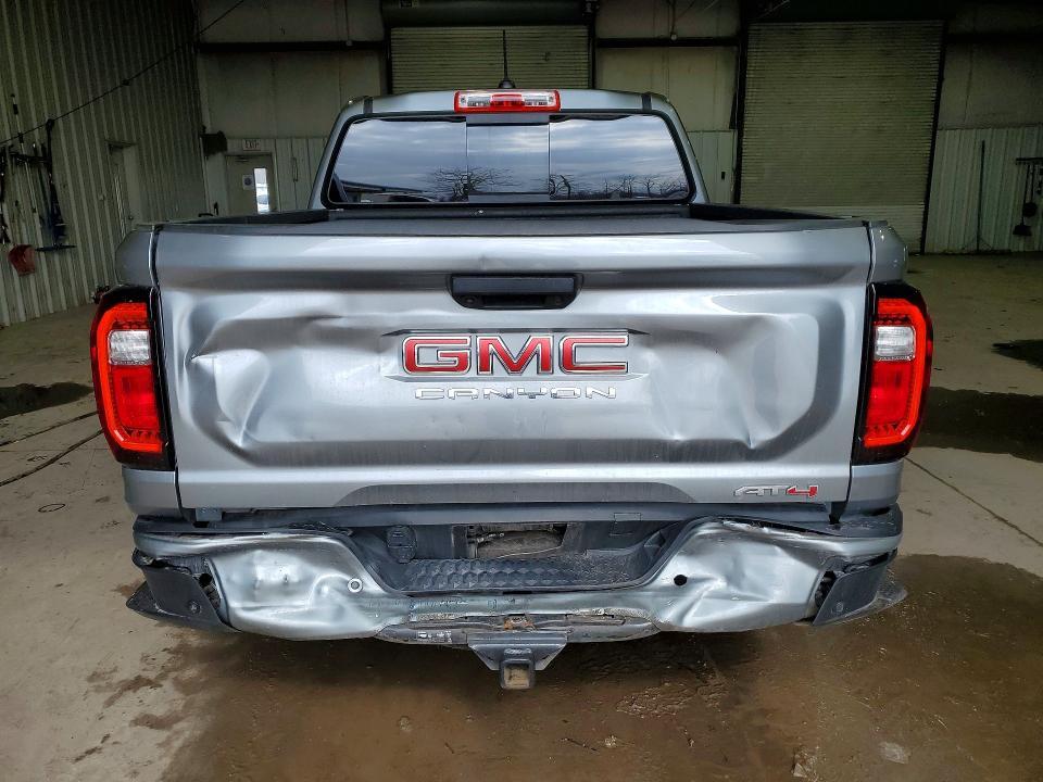 2024 GMC Canyon AT4
