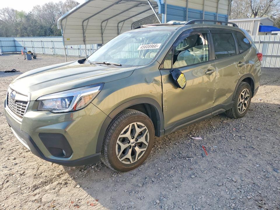 2020 Subaru Forester Premium