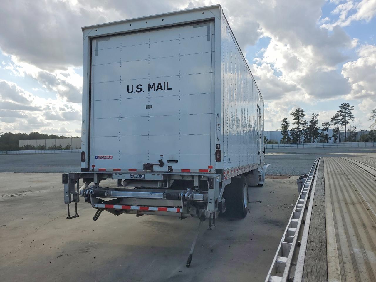 2024 Freigliner 2024 Freightliner Business Class M2 BOX Truck
