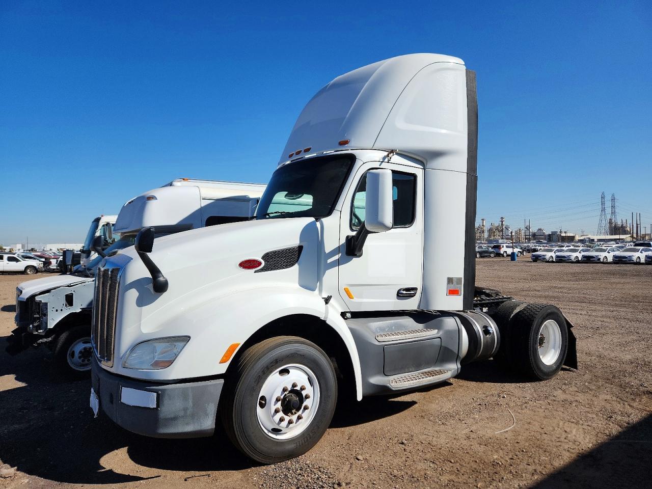 2016 Peterbilt 579 Semi Truck