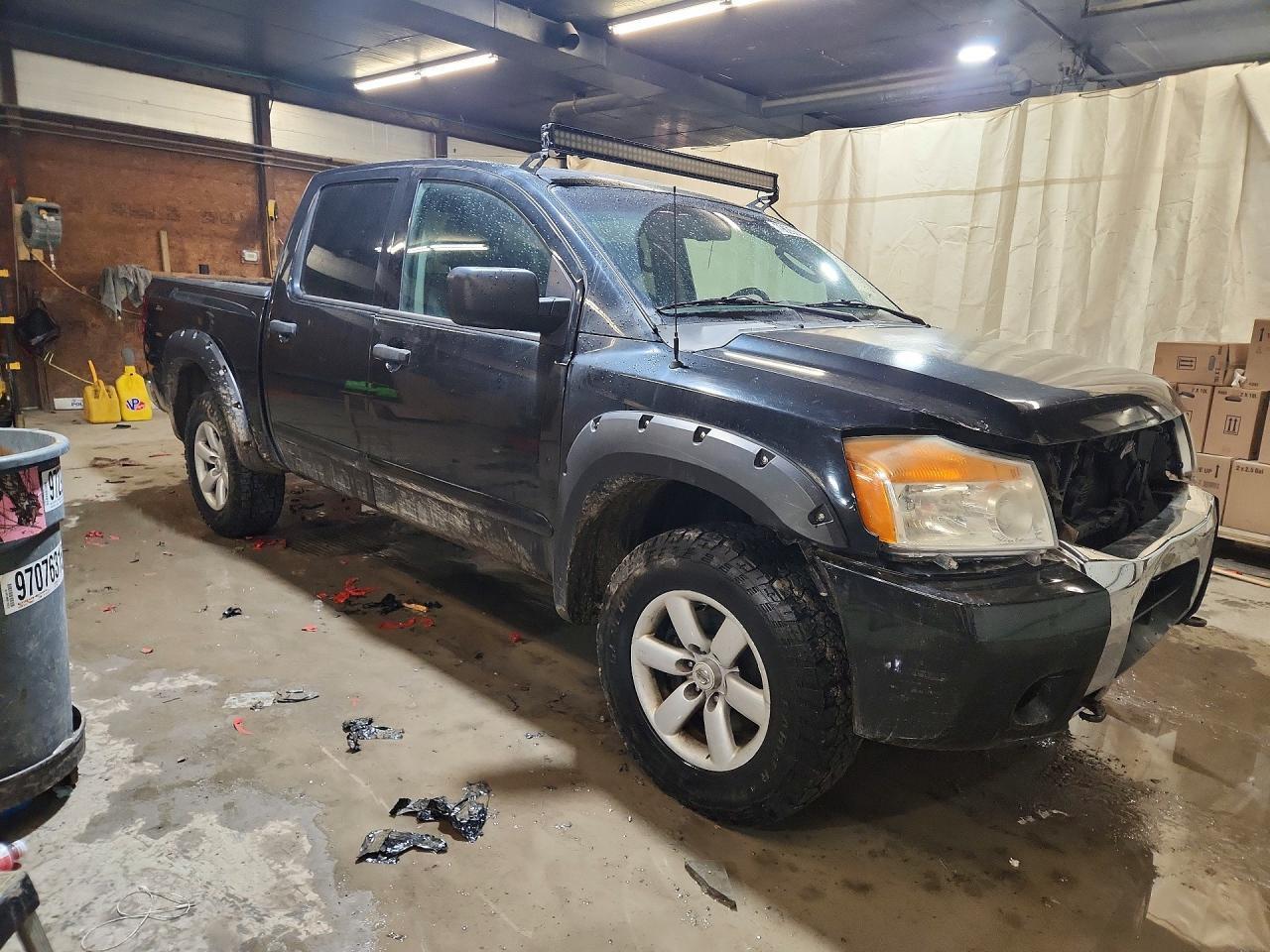 2010 Nissan Titan SE