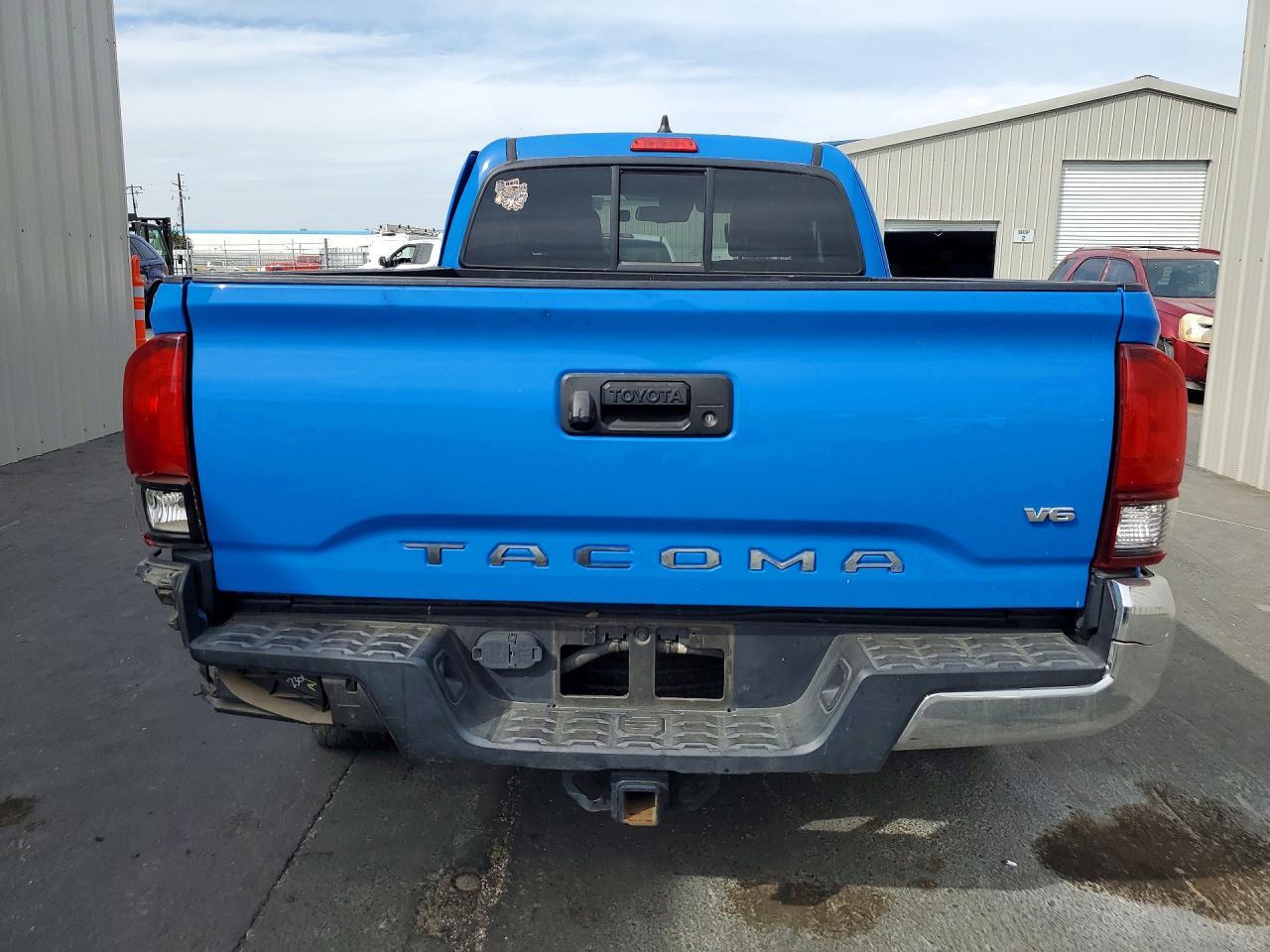 2020 Toyota Tacoma SR5 V6