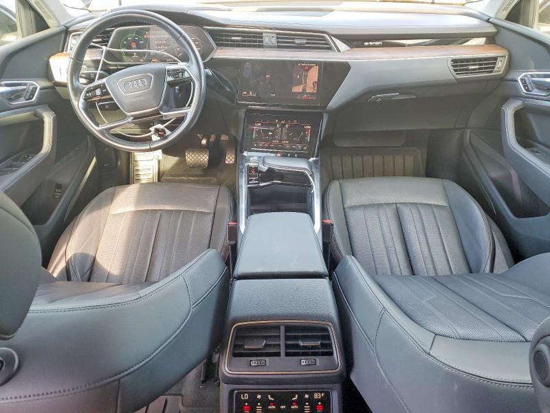 2019 Audi E-tron Premium Plus