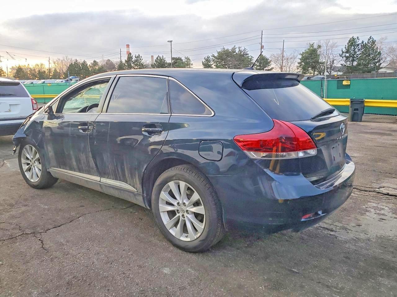 2015 Toyota Venza le