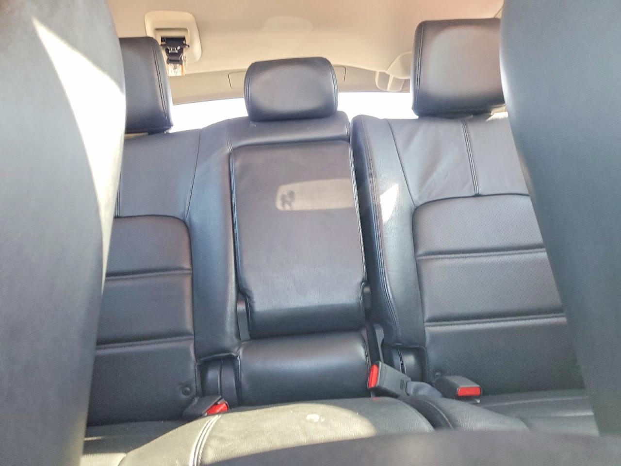 2013 Nissan Murano s