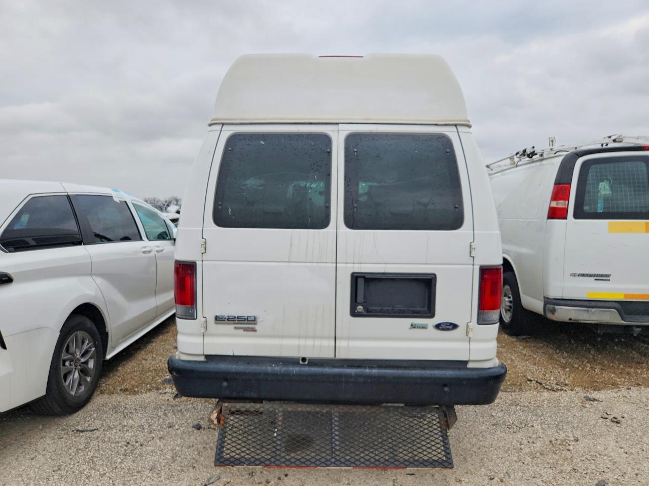 2012 Ford E250 Utility / Service Van