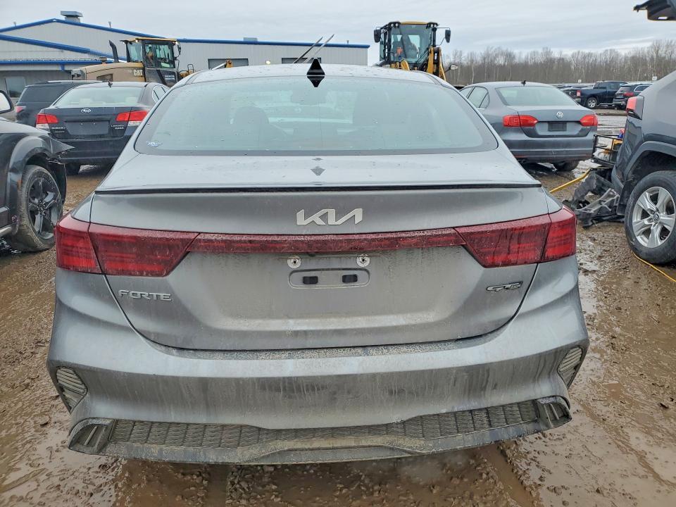 2023 KIA Forte Gt-line