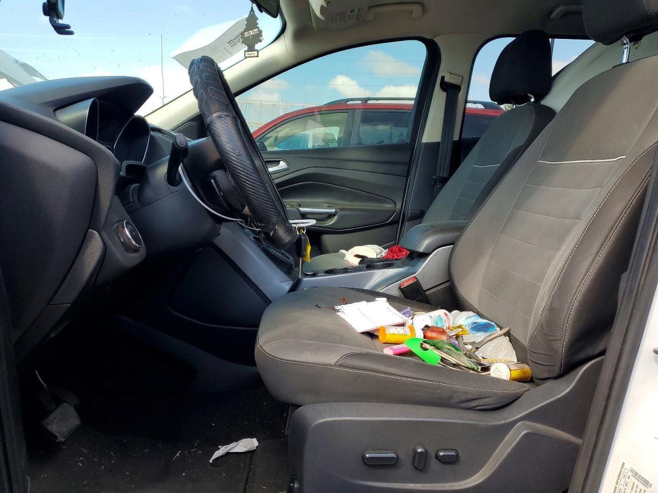 2015 Ford Escape se