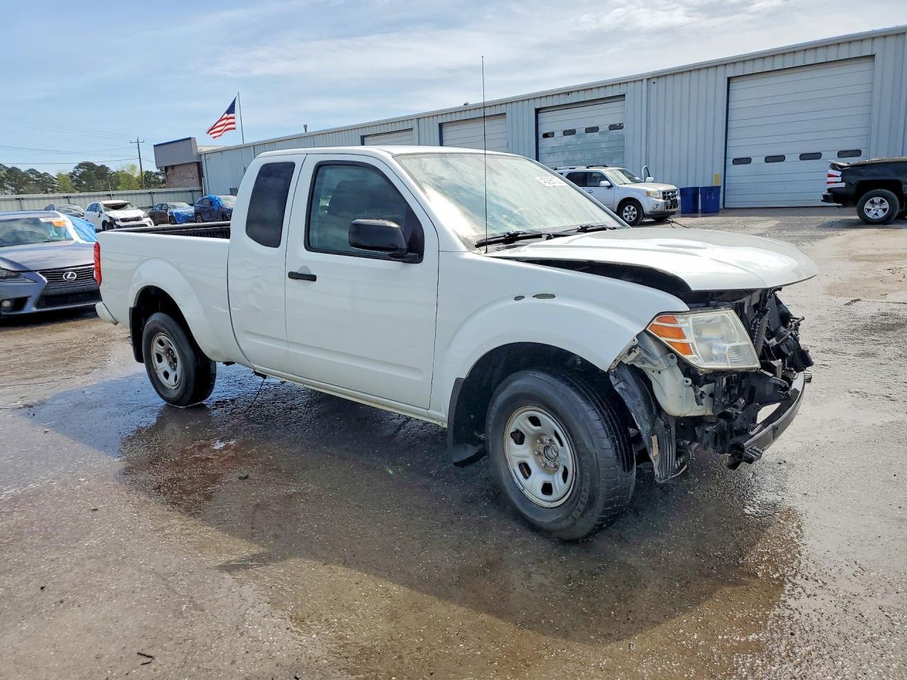 2017 Nissan Frontier S