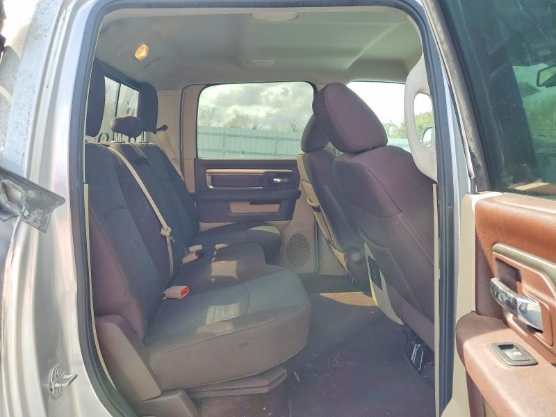 2016 Ram Trucks 3500 SLT