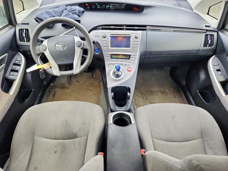 2015 Toyota Prius two