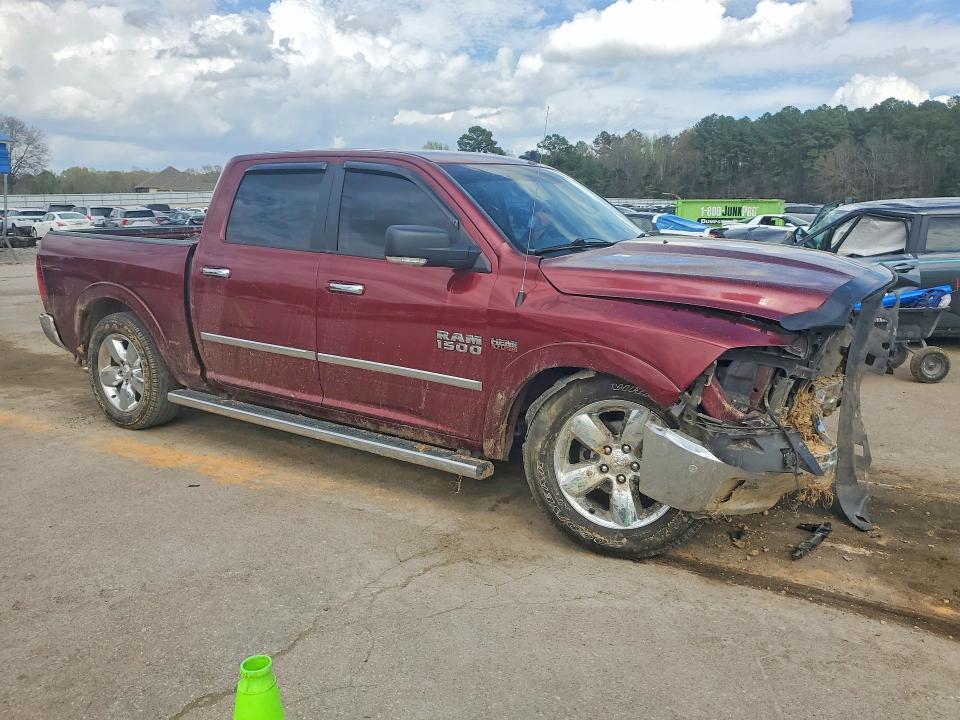 2018 Dodge RAM 1500 SLT