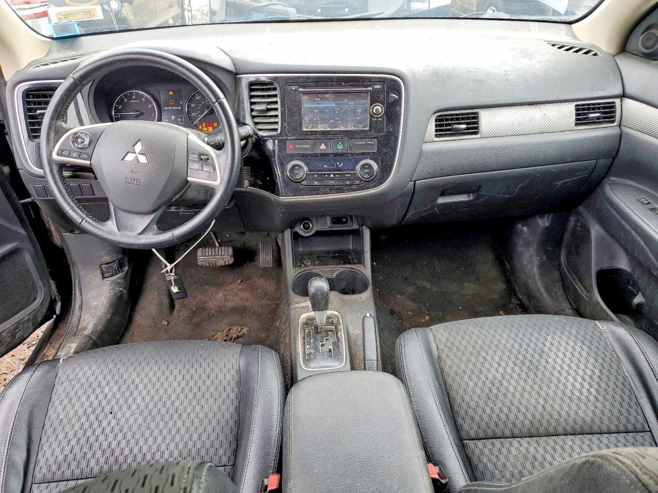 2015 Mitsubishi Outlander se