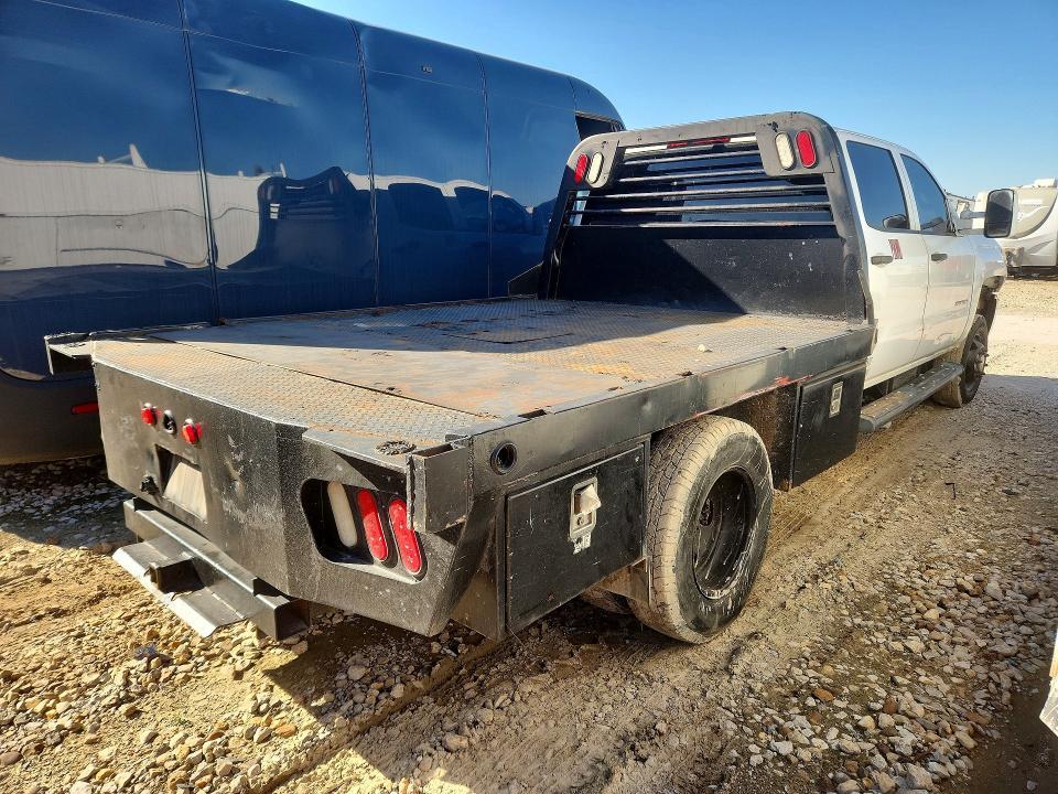 2015 Chev Rolet Silverado Flatbed Truck