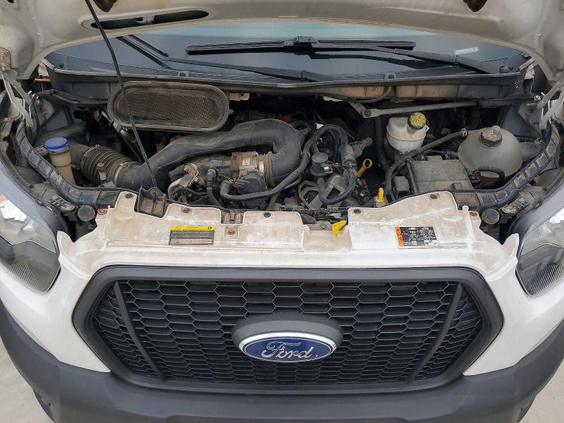 2022 Ford Transit Delivery Truck
