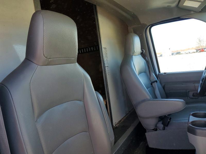 2021 Ford E450 BOX Truck