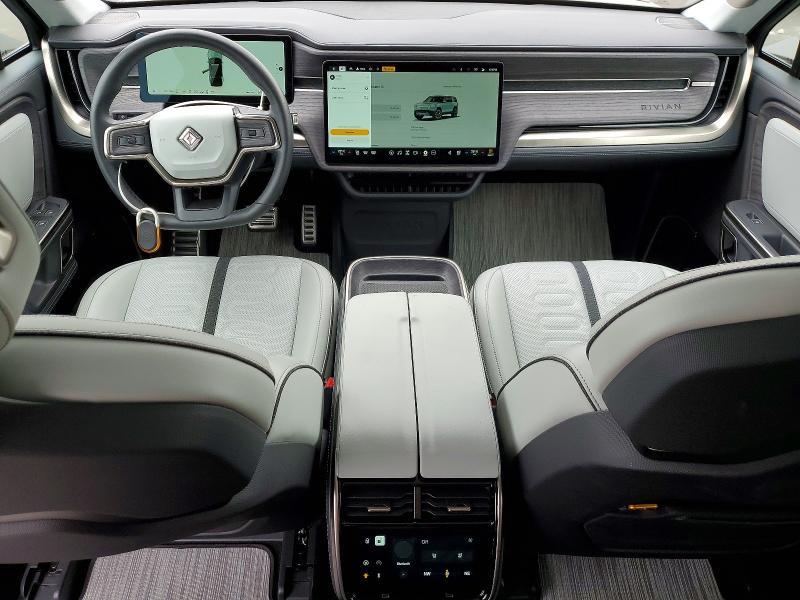 2024 Rivian R1S Adventure