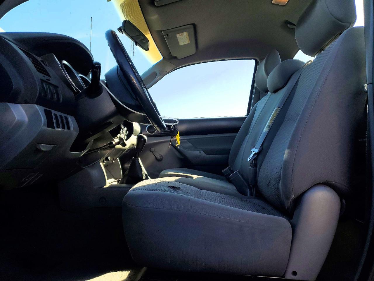 2005 Toyota Tacoma Base