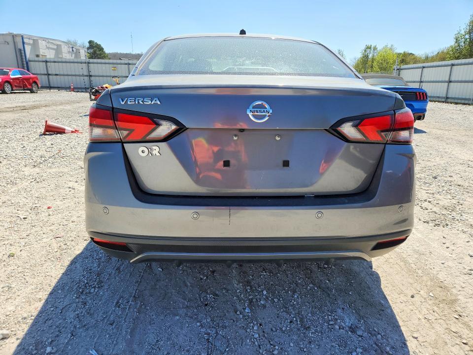 2020 Nissan Versa s