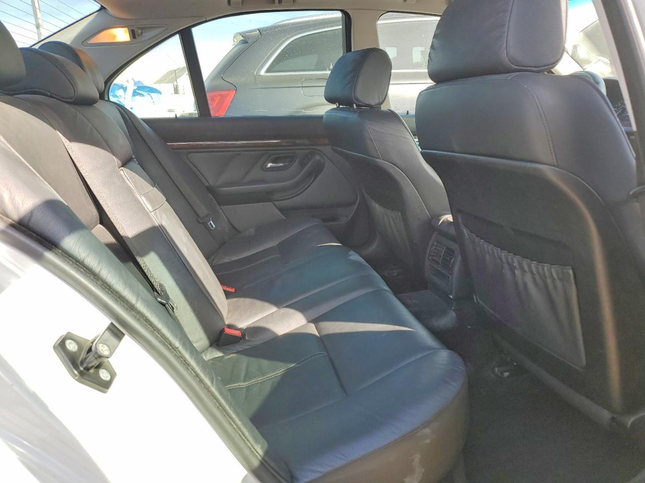 2003 BMW 530 i Automatic