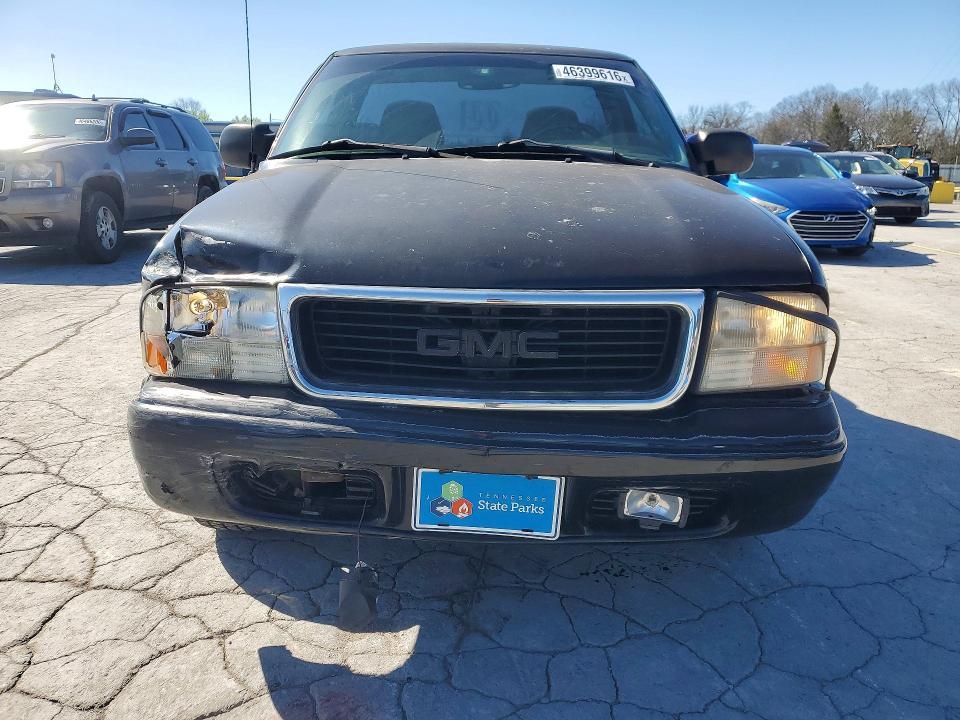 2003 GMC Sonoma