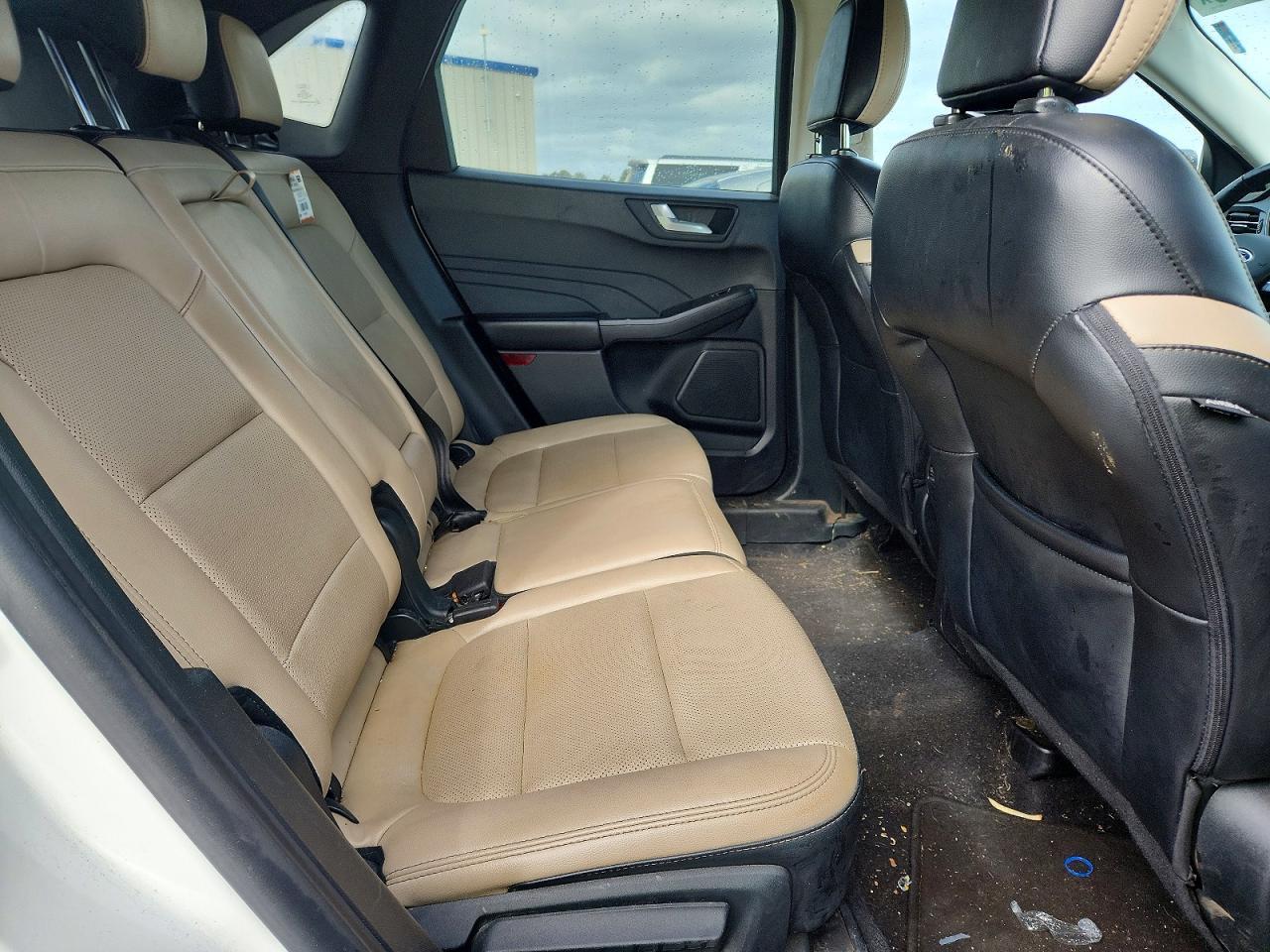 2021 Ford Escape sel
